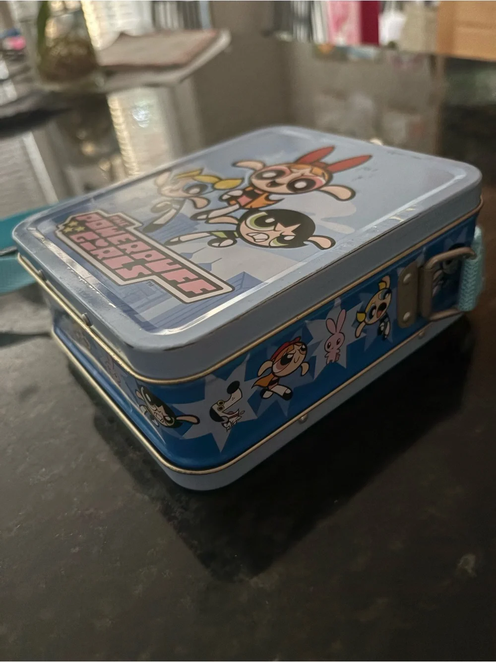 Powerpuff Girls Tin box with strap in Light Blue